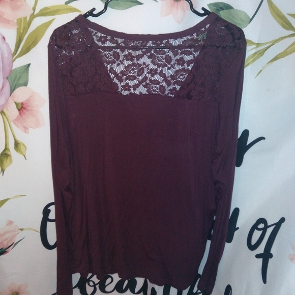 Glitz 3X Long Sleeves Tee 🖤 - Picture 2 of 6